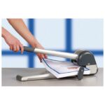 BUŠAČ 2 RUPE DO 250 LISTOVA LEITZ 51820184 SIVI - Image 2