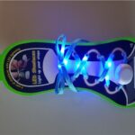 VEZICE ZA CIPELE S LED SVJETLIMA PLAVA BOJA