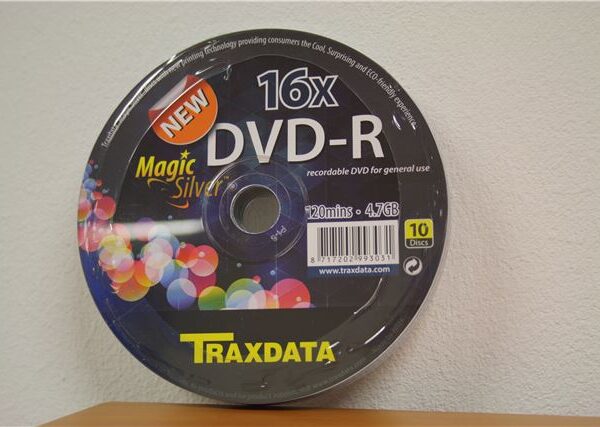 TRAXDATA OPTIČKI MEDIJ DVD-R 16X SPINDLE 10 Magic Silver