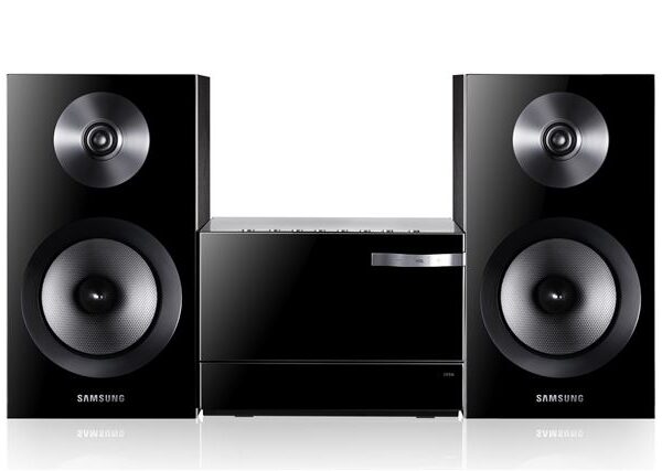 SAMSUNG linija micro MM-E330D/EN