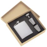 PLJOSKA METALNA PLUS 2 ČAŠICE U POKLON KUTIJI - Image 2