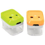 Šiljilo stolno na struju i bateriju 2rupe Cayman Fandy prozirno sortirano blister